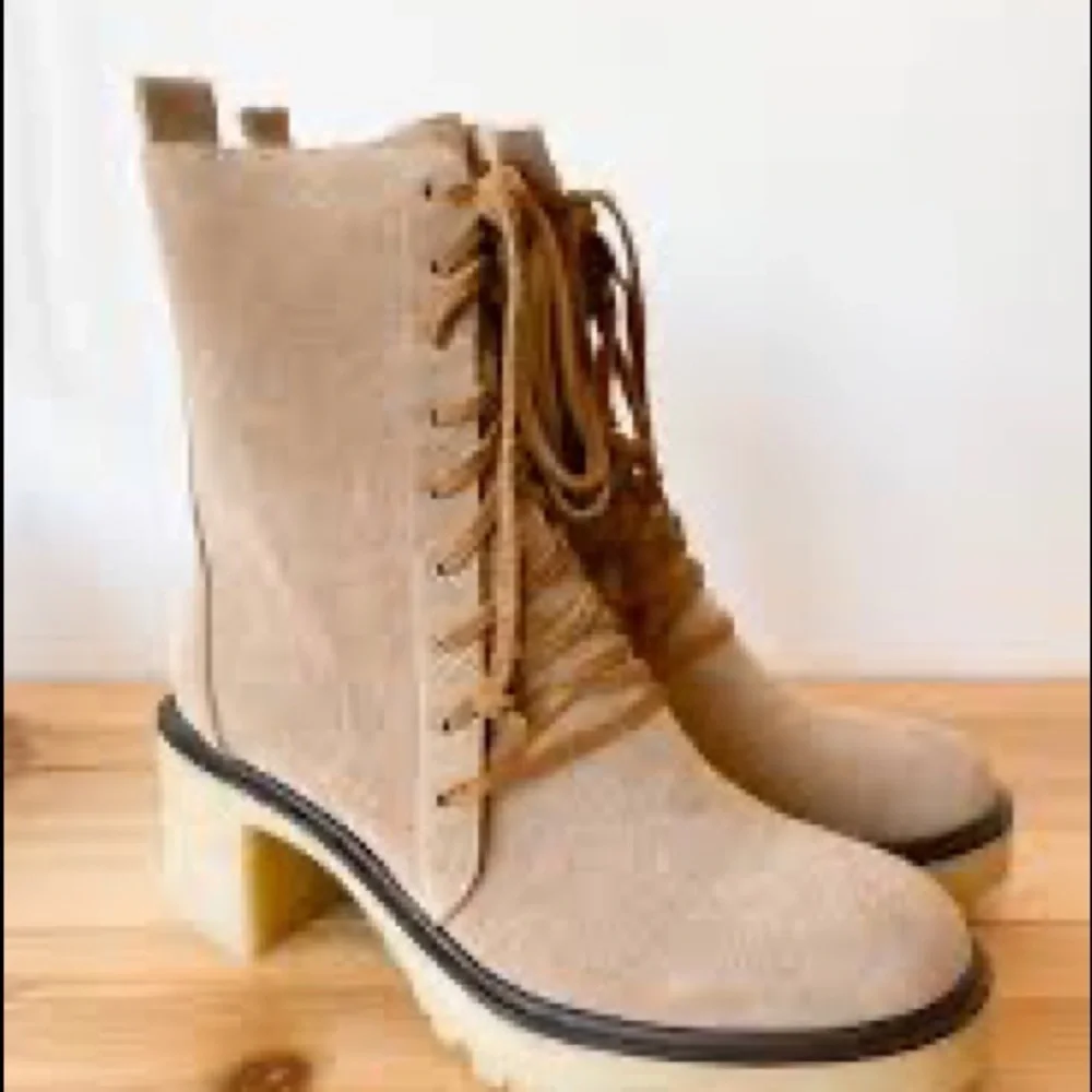Jamie Boot Latte 8 - Picture 6 of 9